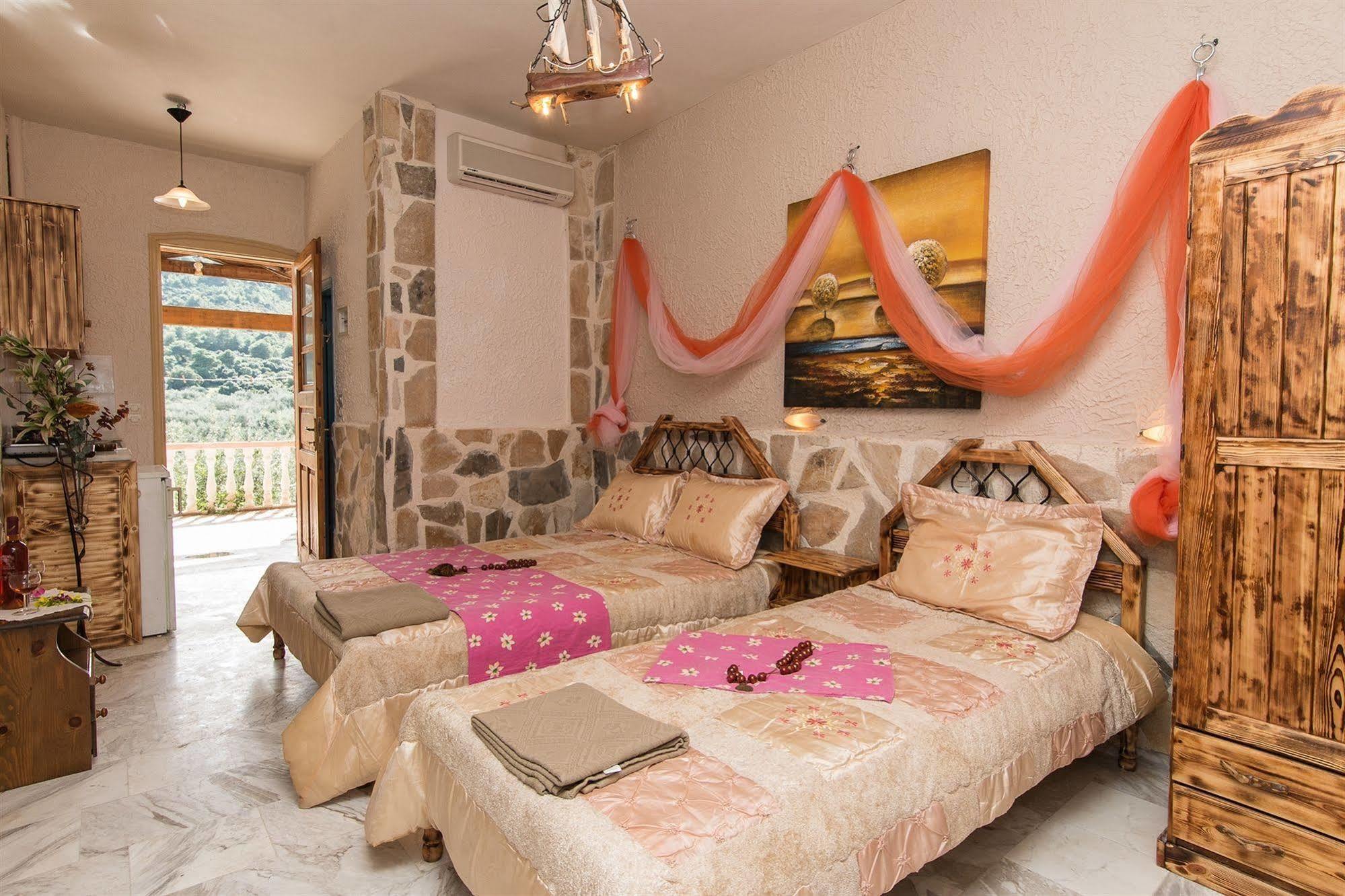 קרי Lofos Studios מראה חיצוני תמונה